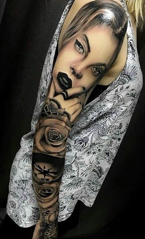 Tatuagem de retrato no braço  - Tatuagens de braço fechado 