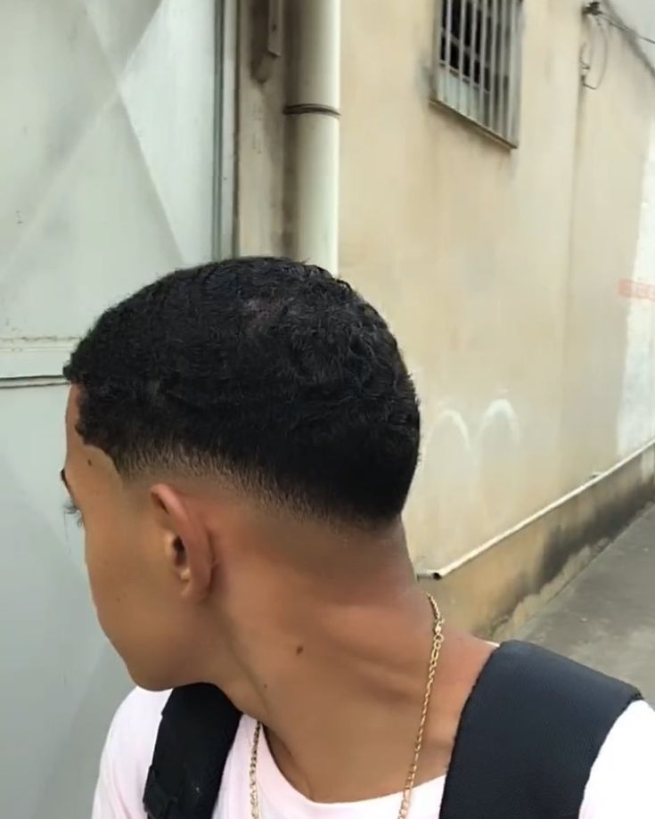 Corte do jaca em V em 2023  Corte de cabelo masculino, Desenho de cabelo  masculino, Cabelo masculino